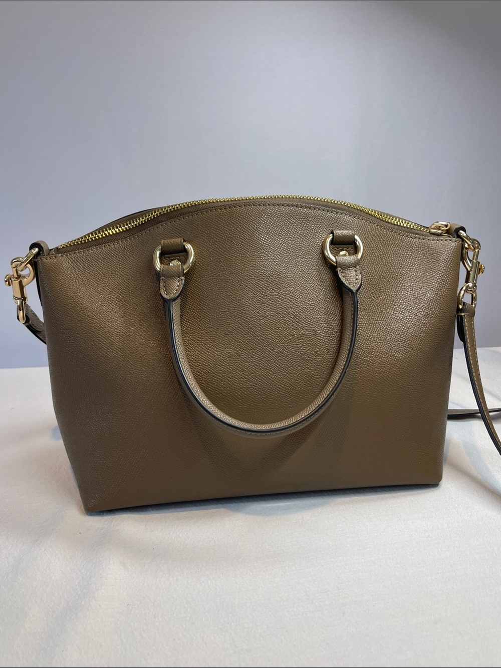 Coach H2522-CCM70 Sadie Satchel Taupe Crossgrain Leather Crossbody Bag - Picture 4 of 9